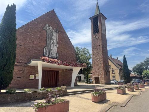 Fotografie z fotogalerie ubytování Boho de L'ill - Jacuzzi & Cinema - near Colmar v destinaci Illhaeusern