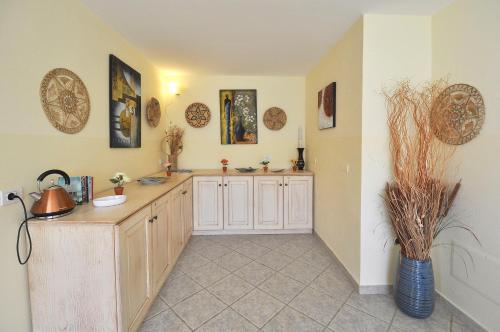 Kuchyň nebo kuchyňský kout v ubytování B&B I Graniti Sardi