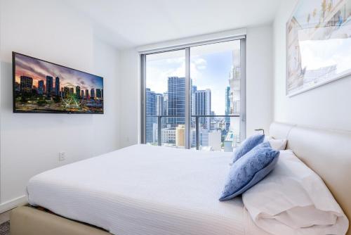 Charming 2 BR Downtown Miami 2106 Free Parking photo 9