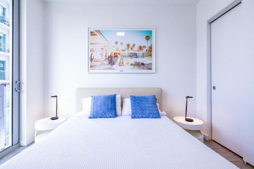 Charming 2 BR Downtown Miami 2106 Free Parking photo 20