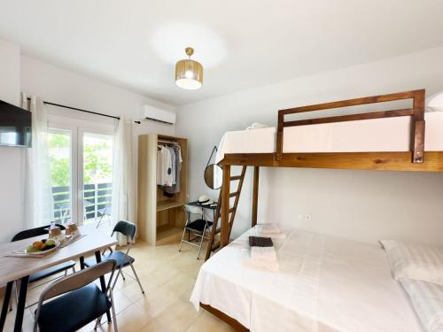 Billede fra billedgalleriet på Blue Hotel Apartments i Ierissos