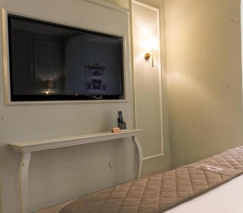London Guest Room photo 28