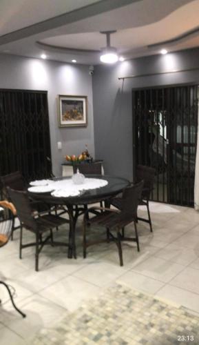 Χώρος καθιστικού στο High-end townhouse in Penha