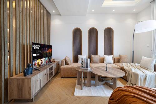 Lux 3 BR Sea View Condo with Pool & Sauna In Marina
