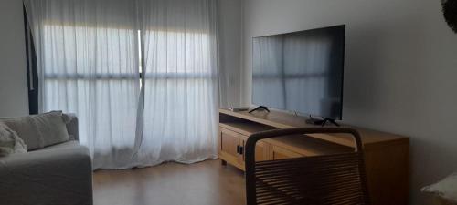 Μια τηλεόραση ή/και κέντρο ψυχαγωγίας στο Departamento Los Pasos