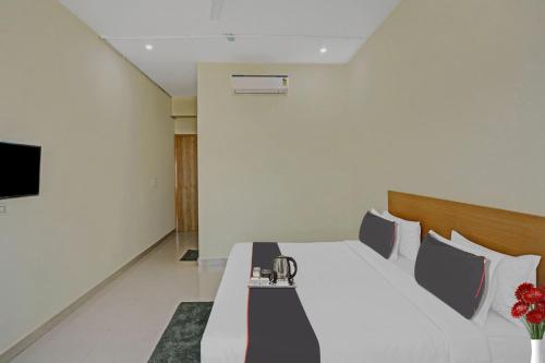 Gallery image of Hotel O Star key in Gurgaon