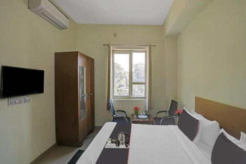 Gallery image of Hotel O Star key in Gurgaon