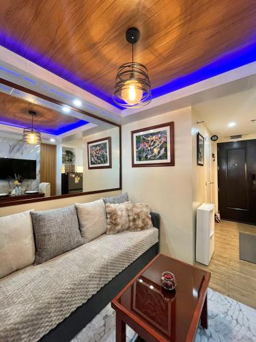 Χώρος καθιστικού στο J&J Havenstay Ananda Square