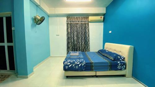 Katil atau katil-katil dalam bilik di SH-StayHere with 3 bedroom and 2 bathroom