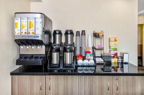 Cuisine ou kitchenette dans l'établissement Econo Lodge