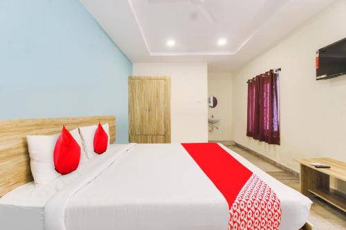 Gallery image of Hotel O R Squre Inn in Hyderabad