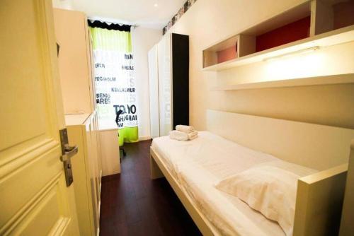 Grand appartement pour 4 personnes/ Cours Lieutaud