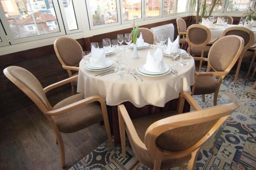 Hotel Boutique Restaurant Gloria — City view