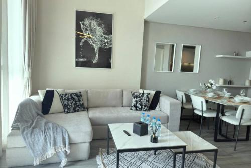 Amazing 2BR Peaceful Views in Midtown Near Sports City