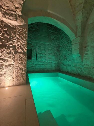 Bazén v ubytování Suite Prima Pietra with mini pool nebo v jeho okolí