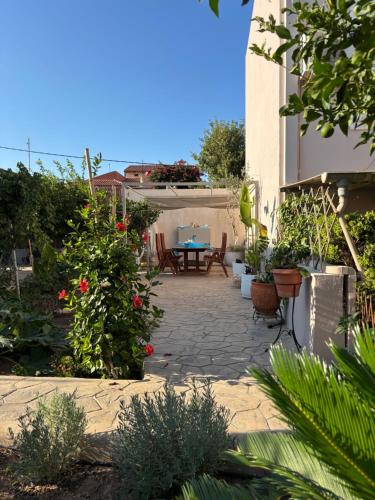 DM Studios Near Athens Airport