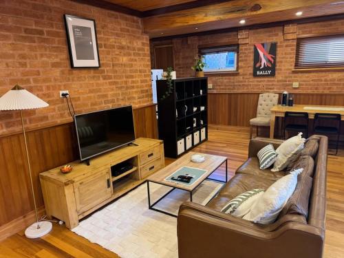 TV a/nebo společenská místnost v ubytování Apartment Riverside Bicton