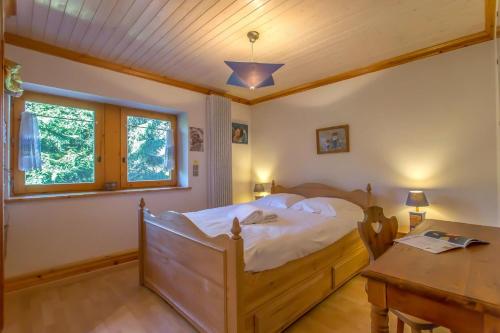 Authentic Méribel Chalet with Direct Slope Access