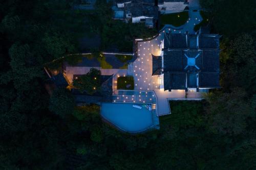 Πισίνα στο ή κοντά στο Leisure Haven (Tachuan) Hotel