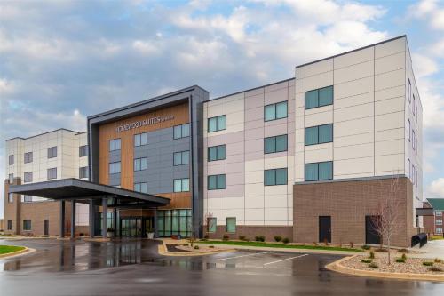 a rendering of the front of a hospital building at Homewood Suites By Hilton Holland in Holland