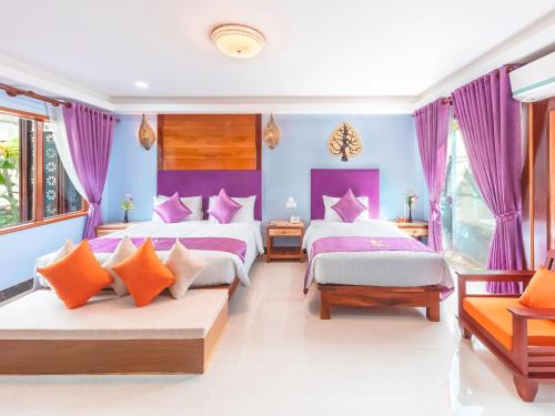 Ένα ή περισσότερα κρεβάτια σε δωμάτιο στο Cheata Suite Villa