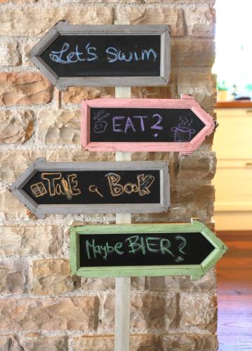 Gambar di galeri bagi Villa Experience for 6 people with private heated pool & pet friendly di Stifanići