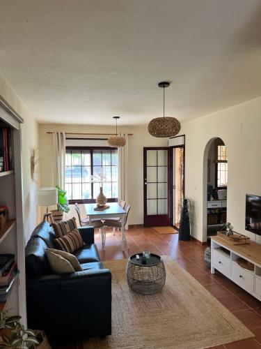 Casa Flamenco, Begane grond appartement met tuin & zwembad