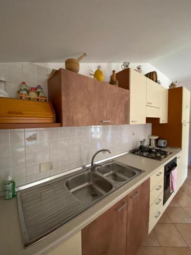 Η κουζίνα ή μικρή κουζίνα στο Casa Colli Orsogna