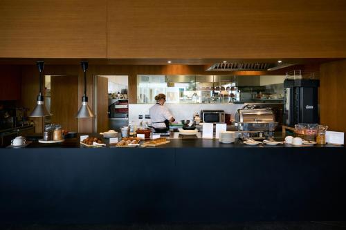 Jídlo v hotelu nebo okolí