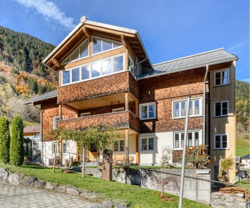 2-Zimmer Ferienwohnung Rüti mit SW-Balkon