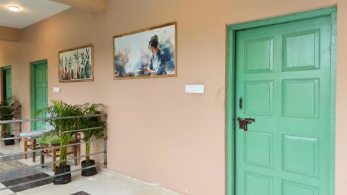 Gambar di galeri bagi Goya Gate Beach Resort di Arambol
