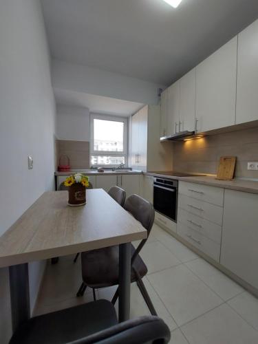 Dapur atau dapur kecil di Brasov Altipiani Apartments