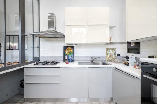 Kuchyň nebo kuchyňský kout v ubytování Le Winter - Central - Parking Privé-Palace-Wifi