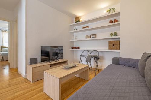 GMC Turistics - The Picasso Neighborhood House