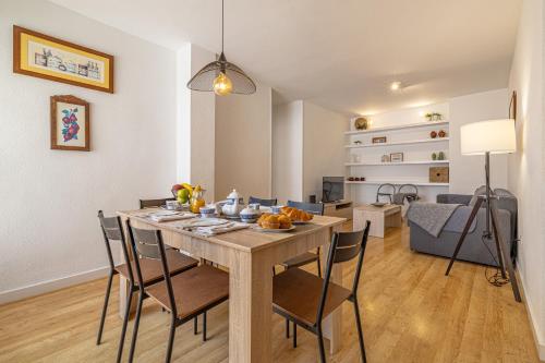 GMC Turistics - The Picasso Neighborhood House