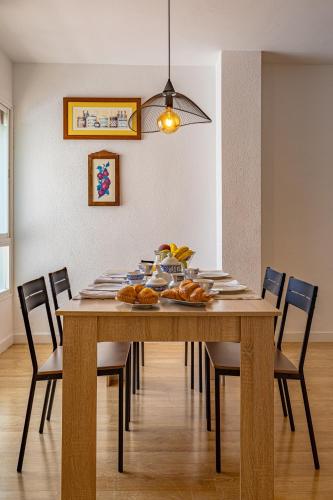 GMC Turistics - The Picasso Neighborhood House