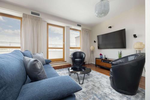Foto Stylish & Spacious Family Apartment with City Panorama View by Nocleg Renters