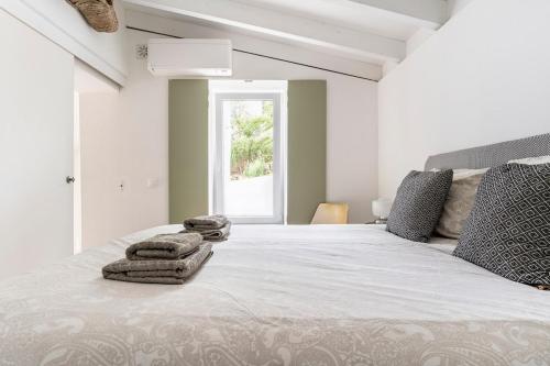 Lovely House in Aljezur Old Town