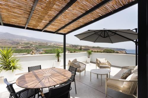 Home2Book Panoramic Sunset Terrace Escape