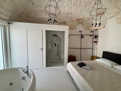 Ένα μπάνιο στο LEFKÓ Home JACUZZI VISTA