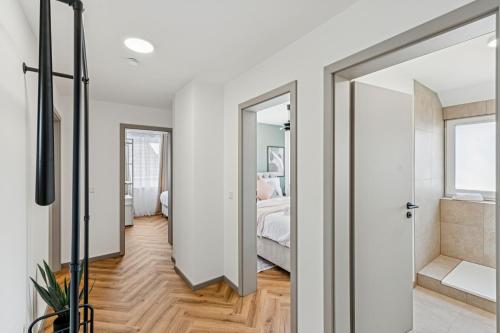 Ένα μπάνιο στο AT WEINMEISTER - TalPark - direkt am Kurpark und Reha-Zentrum