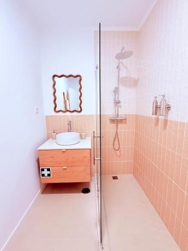 The Peaceful 1BR Apartment at Caparica, by 351Lisbon