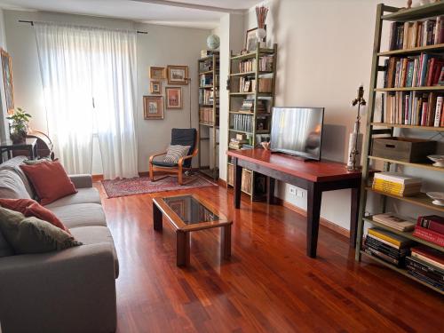 Navigli & Tortona Design District luxury apartment