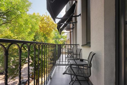 Balkoni atau teres di BRYK Hotel - Maestro