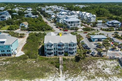 an aerial view of a resort at Whispering Sands 1A in Coffeyville