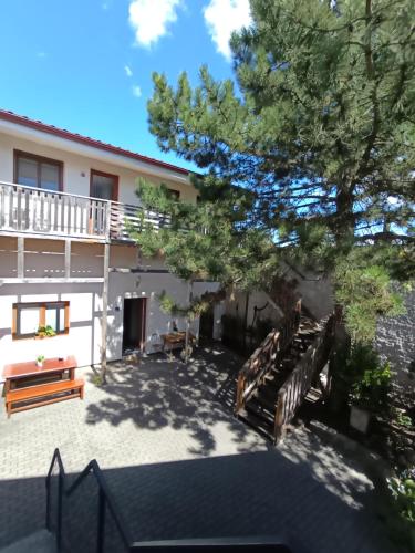 a view of the courtyard of a house at Pension Archa Mikulov in Mikulov