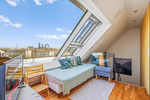 360° View Loft 2