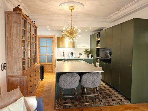 Alto standing, céntrico, ideal alquiler corporativo Parking