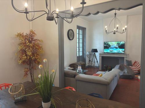 Afbeelding uit fotogalerij van ROOM, Hostel in Carcassonne