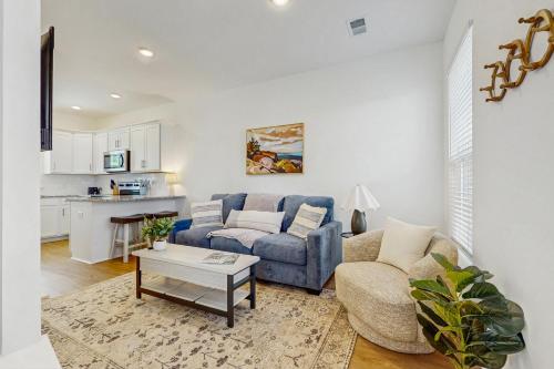 Gallery image of Bowen Village 2003 in Charleston